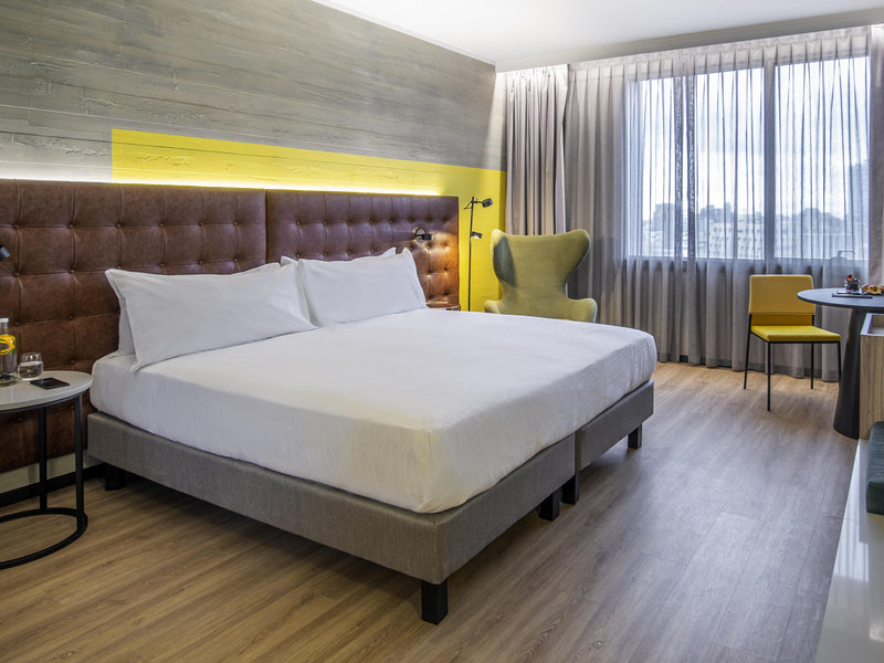 pullman santiago el bosque