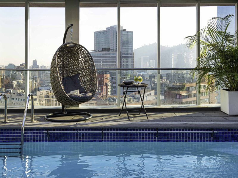 pullman santiago el bosque