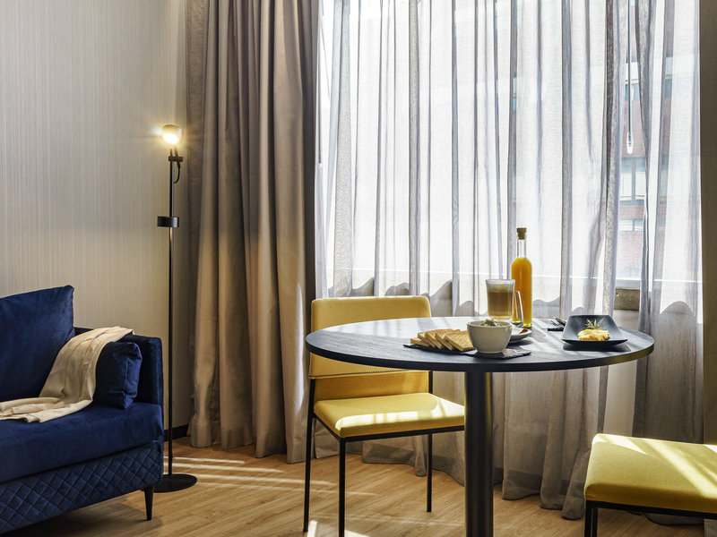 pullman santiago el bosque