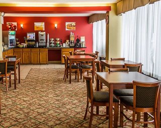 Holiday Inn Express Allentown North By Ihg,Lehigh>>Allentown,3 star