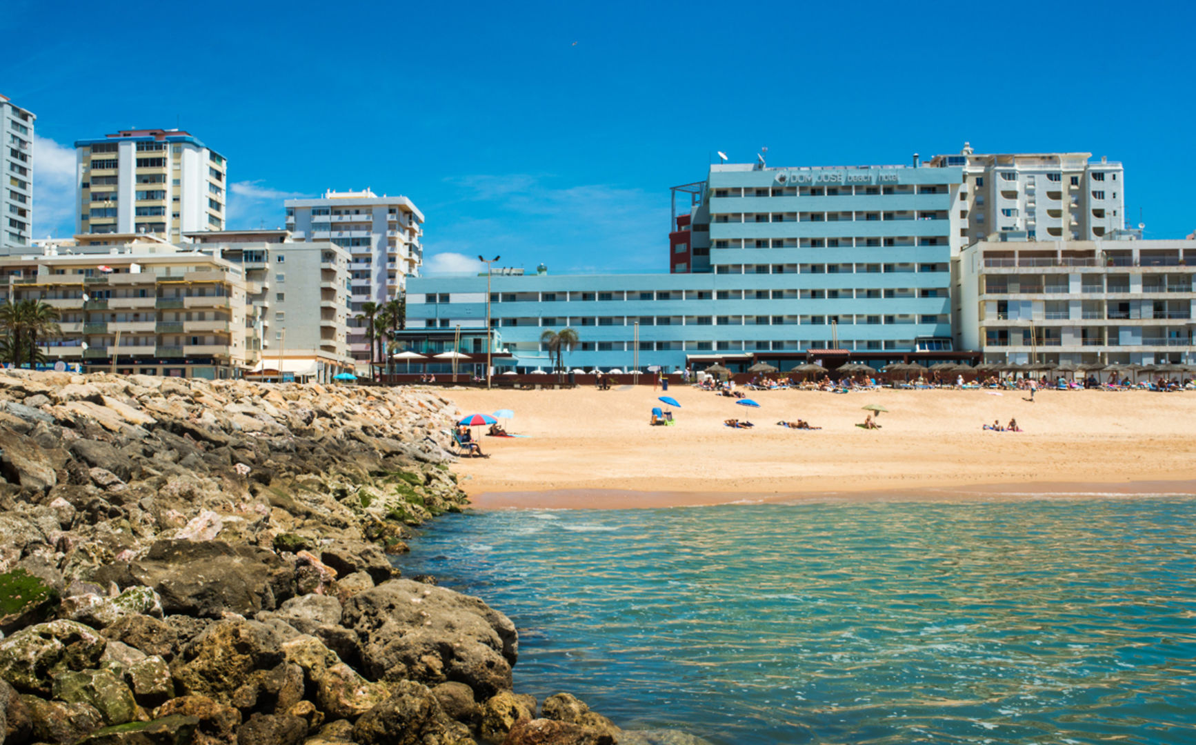 dom jose beach hotel