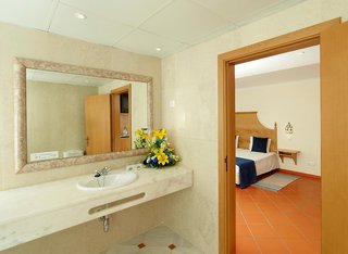 Hotel California Urban Beach - Adults Only,Rua Joaquim Pedro Samora 2,4 star