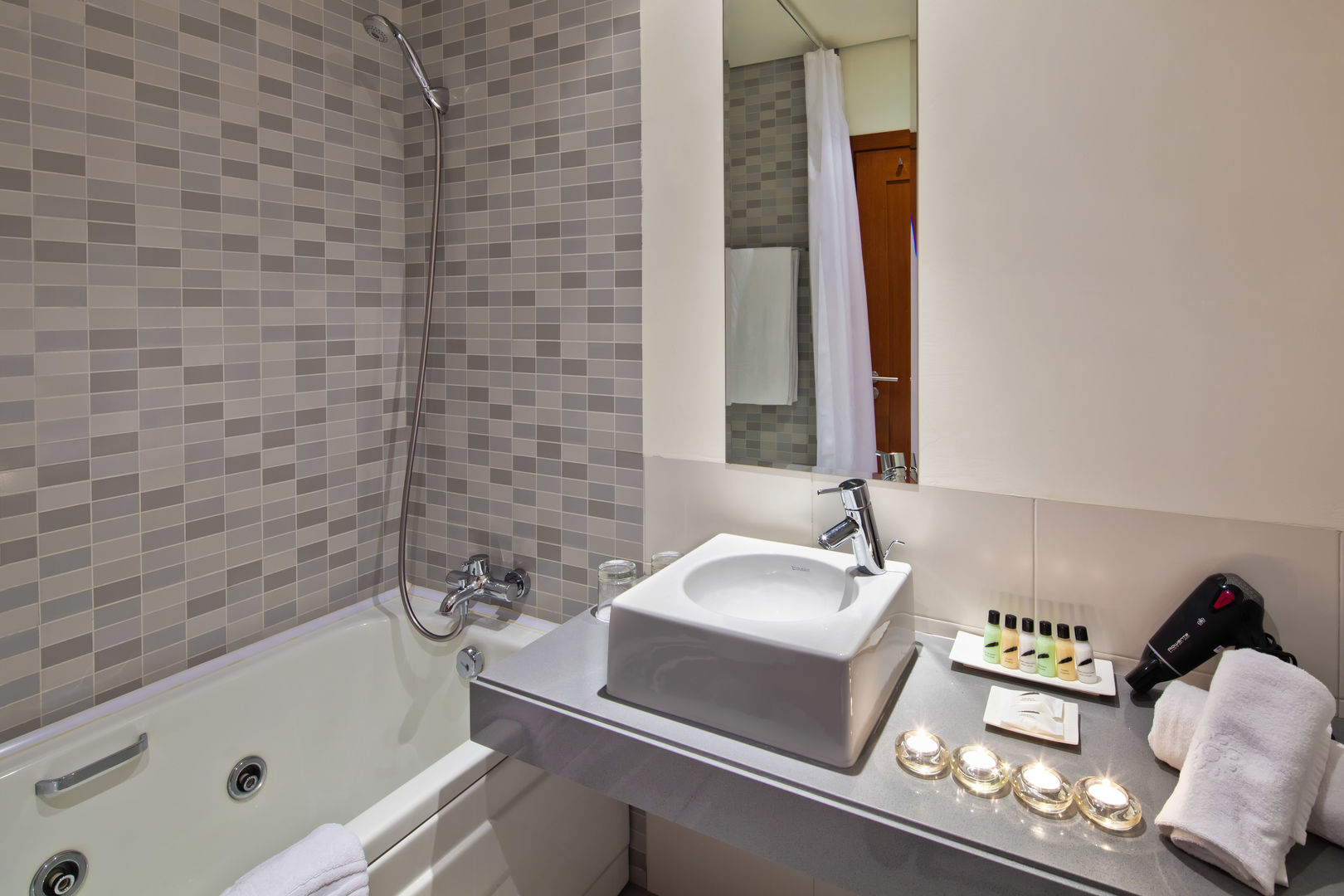 villa doris suites