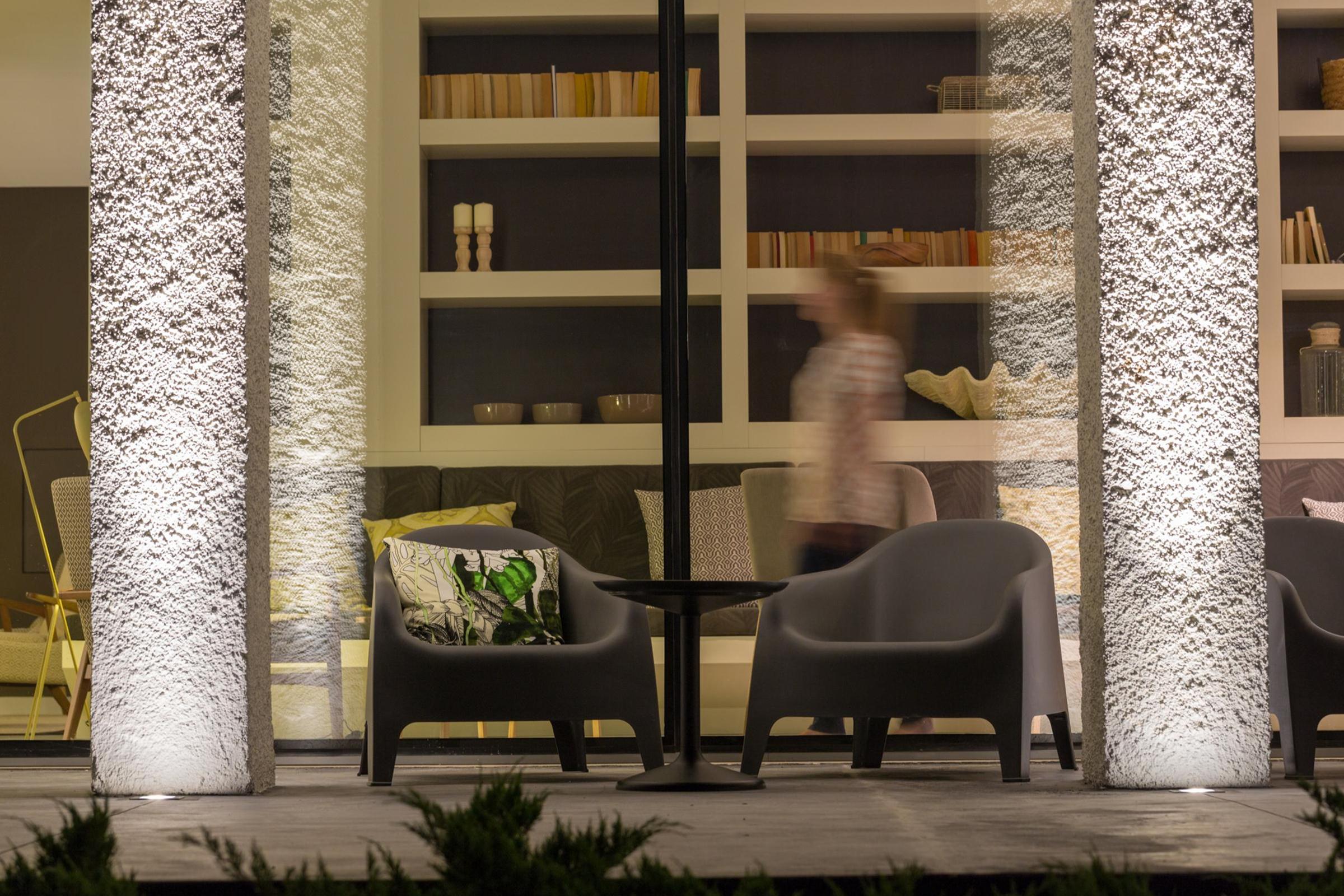 ozadi tavira hotel