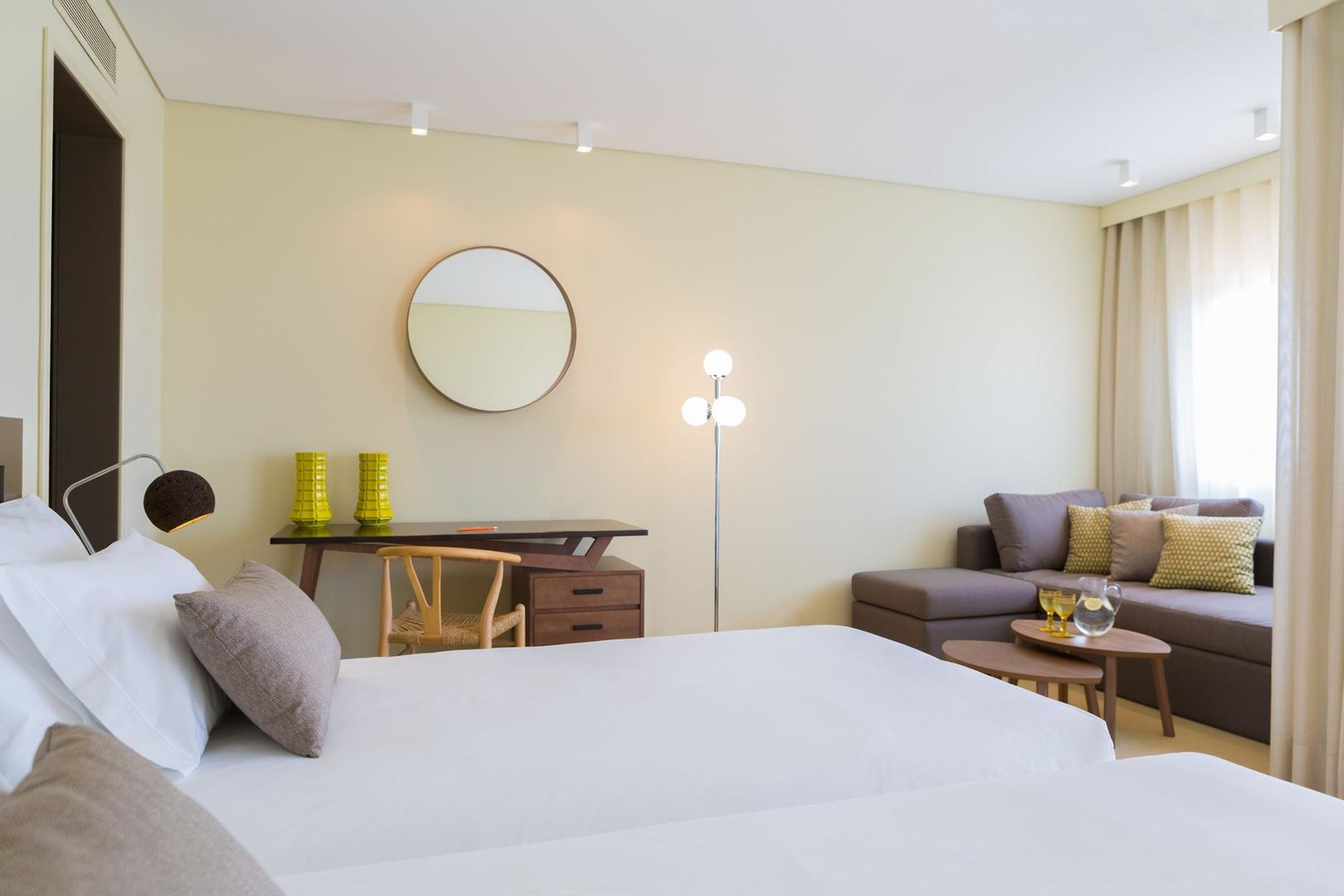 ozadi tavira hotel