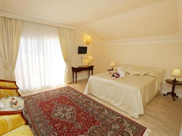 villa triana