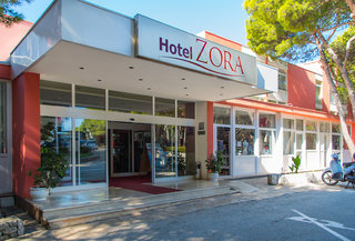 Hotel Zora,Near Primosten Beach,3 star