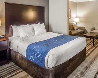 Comfort Suites Hudson I-94,New Richmond>>Hudson,3 star