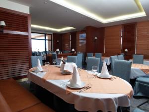 hotel laguna