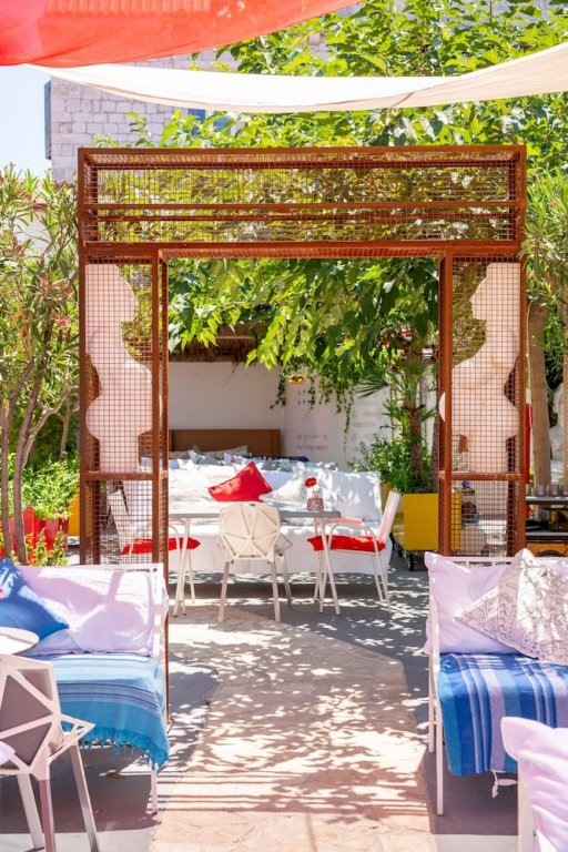 Domus Maritima,Split>>Mastrinka,3 star