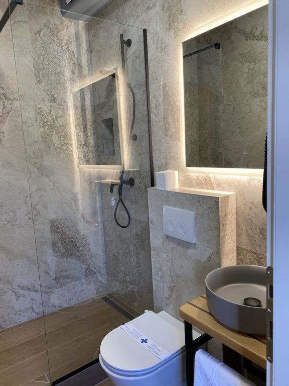 Domus Maritima,Split>>Mastrinka,3 star