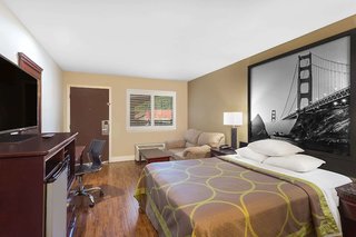 super 8 by wyndham martinez