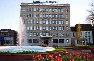 The Parkview Hotel,Near Erie Canal Museum,4 star