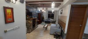 Veenu's Cottage,Mussoorie>>Dehradun,3 star