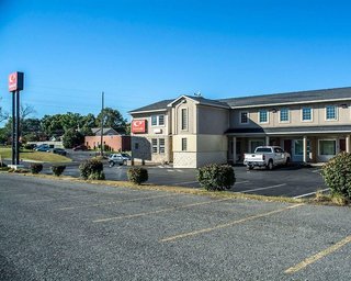 Econo Lodge Inn & Suites Airport,North Syracuse>>New York,2 star