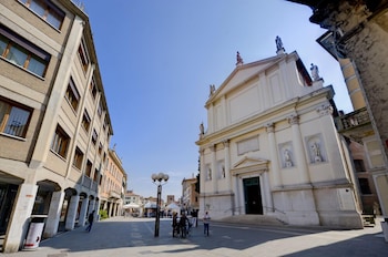 hotel al vivit