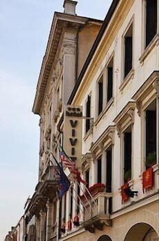 hotel al vivit
