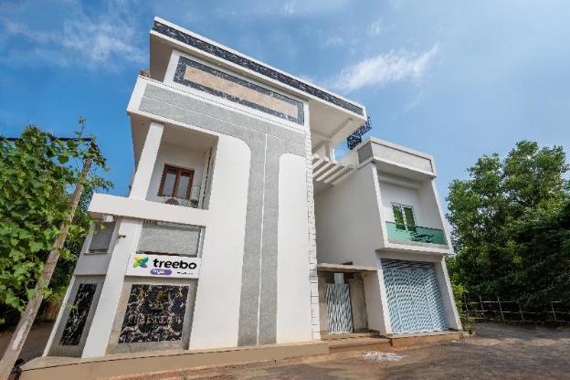 treebo premium villa escape in with pool view