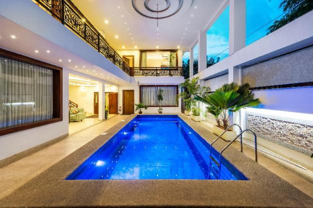 treebo premium villa escape in with pool view