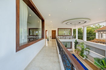 treebo premium villa escape in with pool view