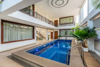 treebo premium villa escape in with pool view