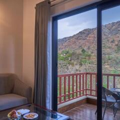The Hunting Lodge,,3 star