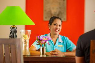 Citrus Hikkaduwa,Dodanduwa>>Colombo,4 star