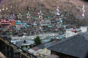 manikaran view