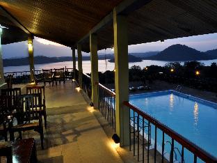 giritale hotel