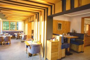 Hotel Sallerhof,Near Untersberg Cable Car,4 star