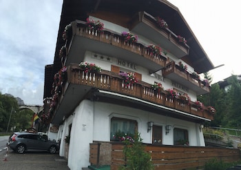 hotel meuble villa neve