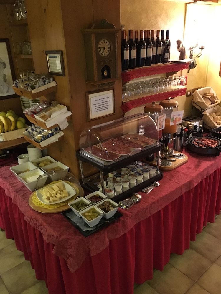 hotel meuble villa neve