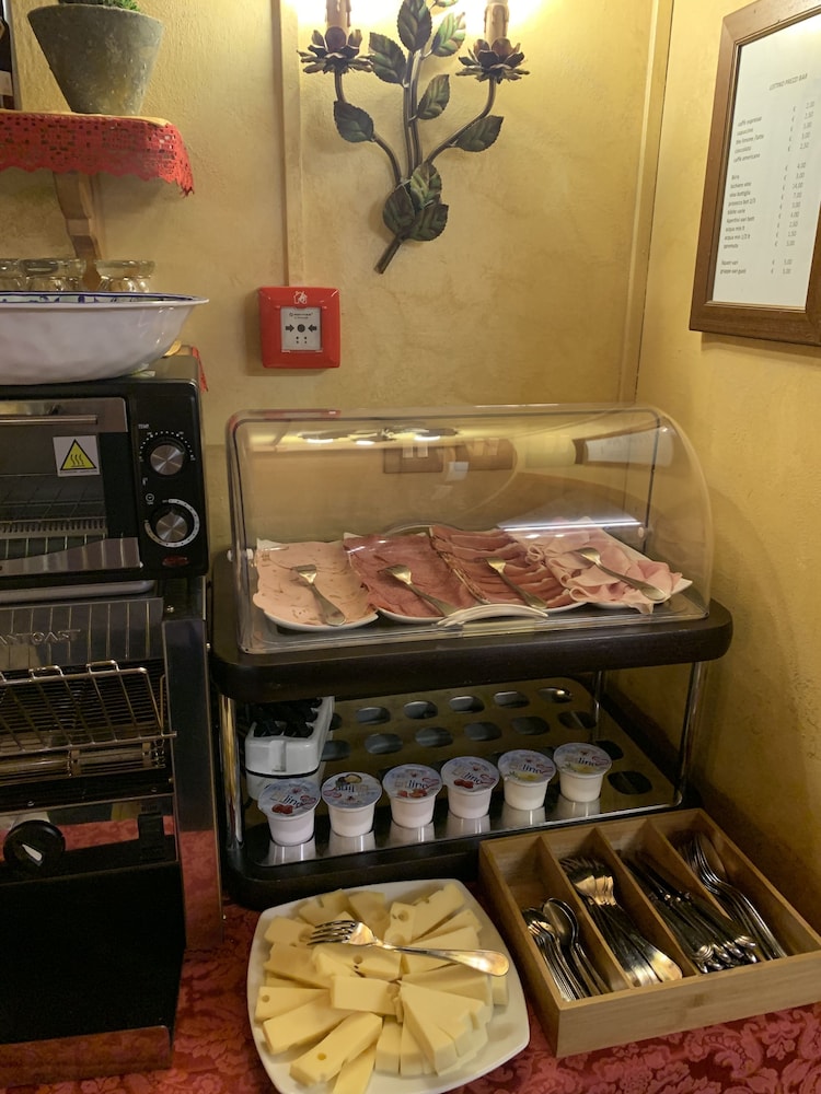 hotel meuble villa neve