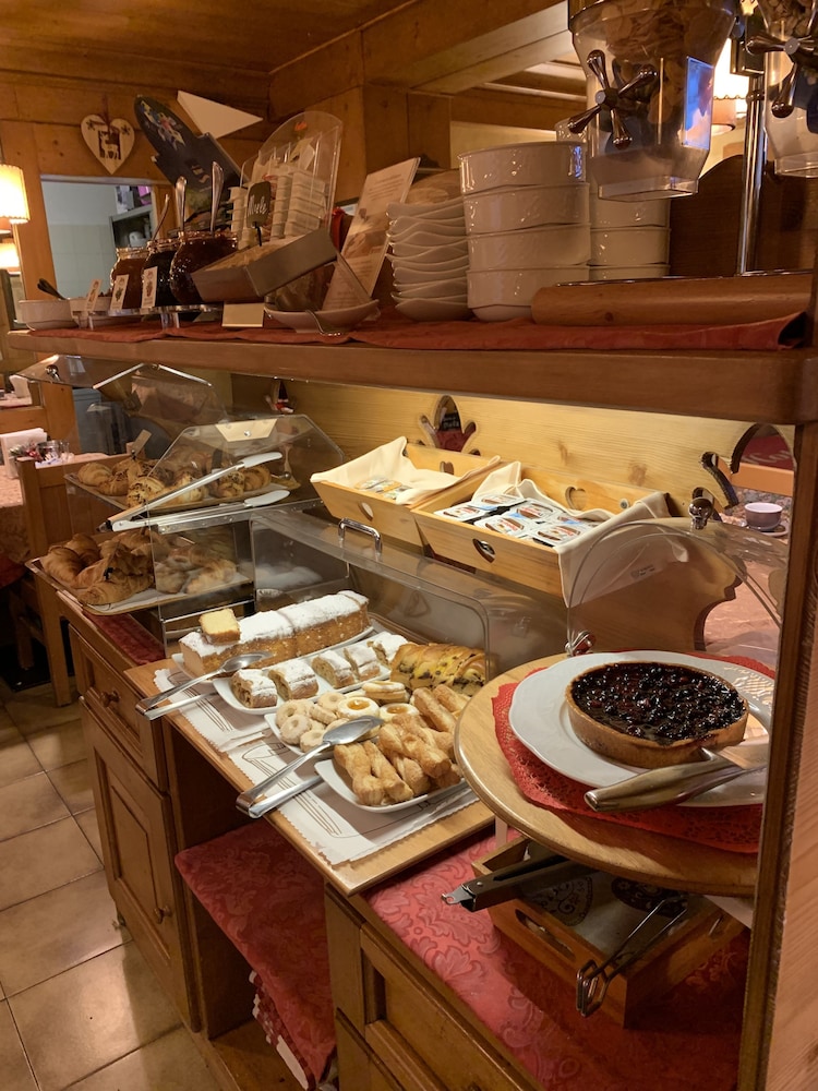 hotel meuble villa neve