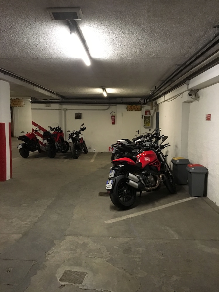 hotel meuble villa neve