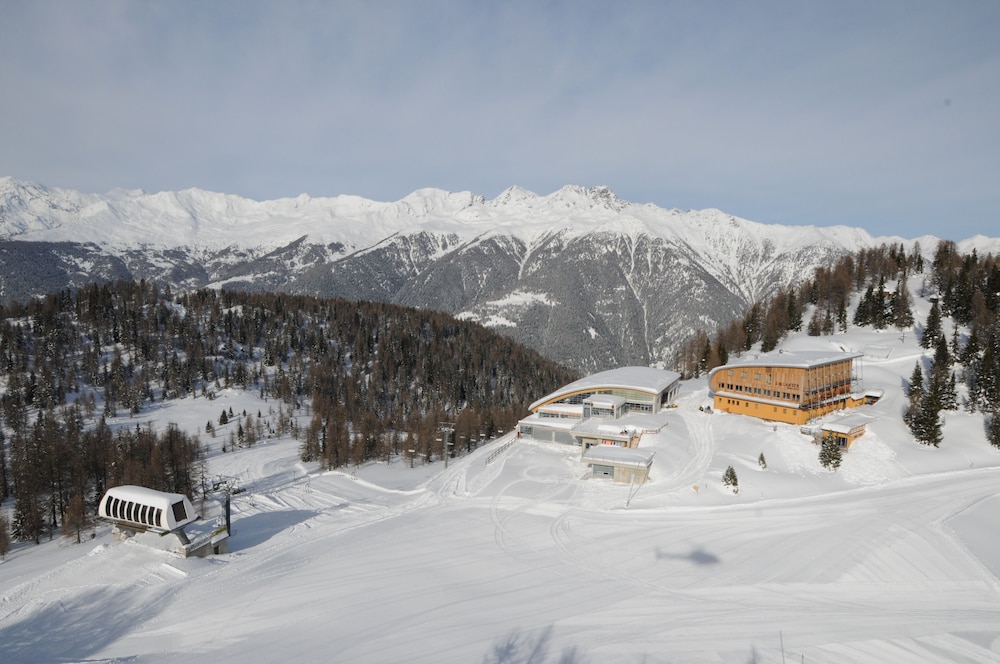 gaia wellness residence hotel