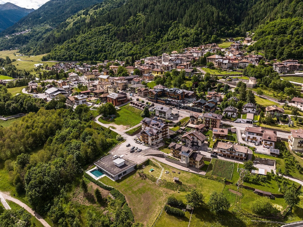 gaia wellness residence hotel