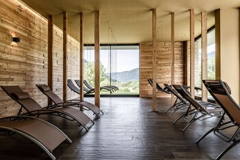 gaia wellness residence hotel