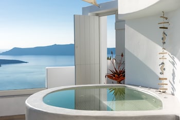 adamant suites adults only
