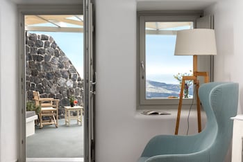 adamant suites adults only