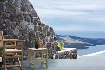 adamant suites adults only