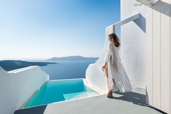 adamant suites adults only