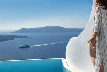 adamant suites adults only