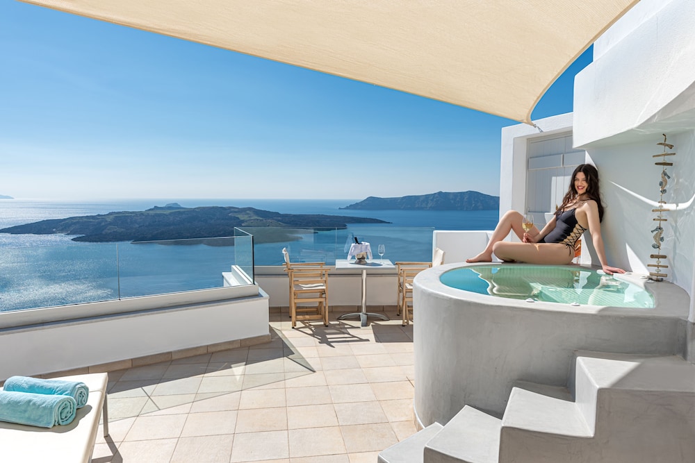 adamant suites adults only