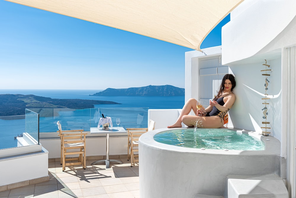 adamant suites adults only