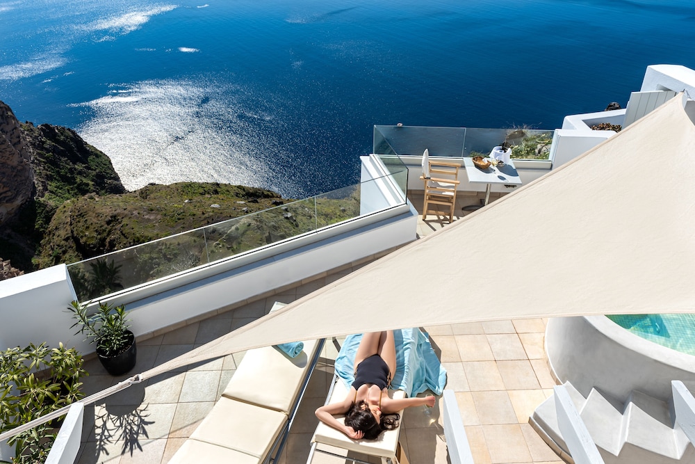 adamant suites adults only