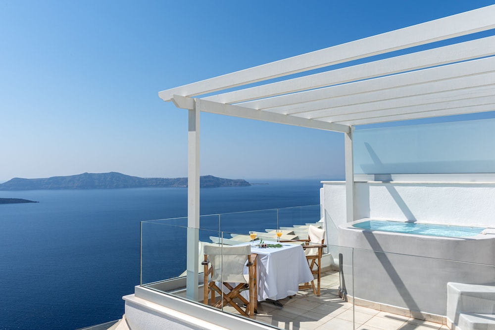 adamant suites adults only