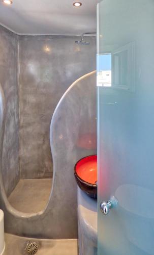 Tataki Hotel,Fira>>Exo Gonia,1 star