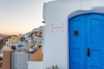 chroma suites