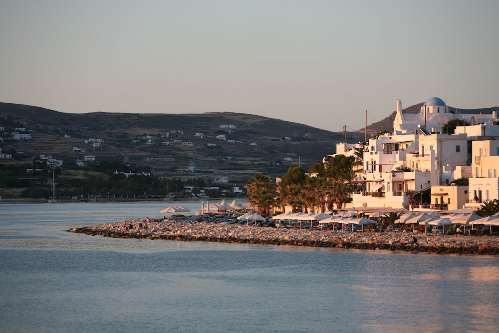 paros
